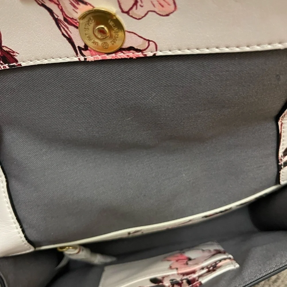 Mara Leather Floral Shoulder Bag - Picture 3 of 5